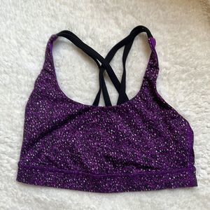 Lululemon Energy Workout Bra Preowned Size 4 Purple and Black